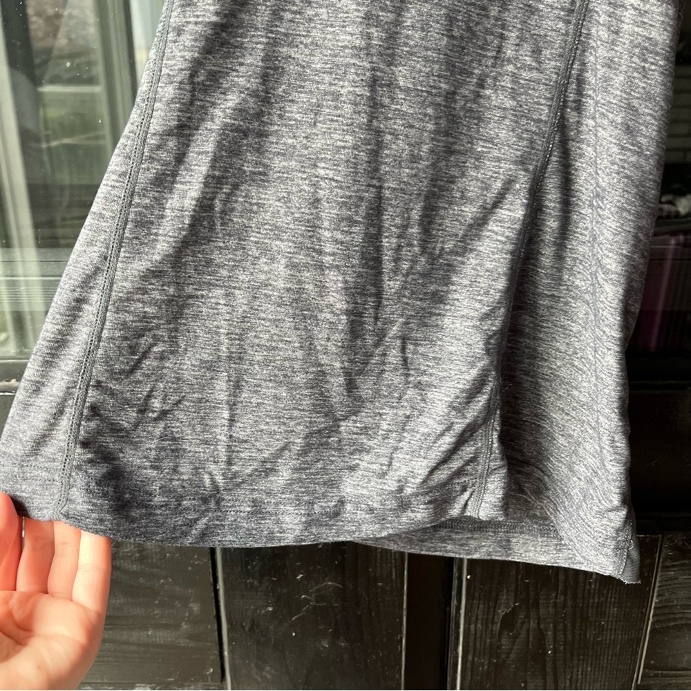 Lululemon Gray Marle Mesh Triple Ruffle Mesh Cool Racerback Tank! - Picture 3 of 5